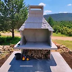 דירה Madalina Blidinje *