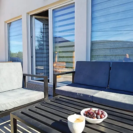 Madalina Blidinje 아파트